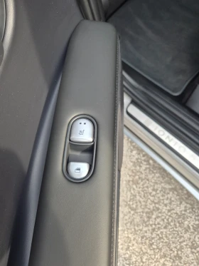 Hyundai Ioniq 5 Гаранция/SOH-100%/77.4Kwh/Full екстри /11.22г., снимка 16 - Автомобили и джипове - 53699379