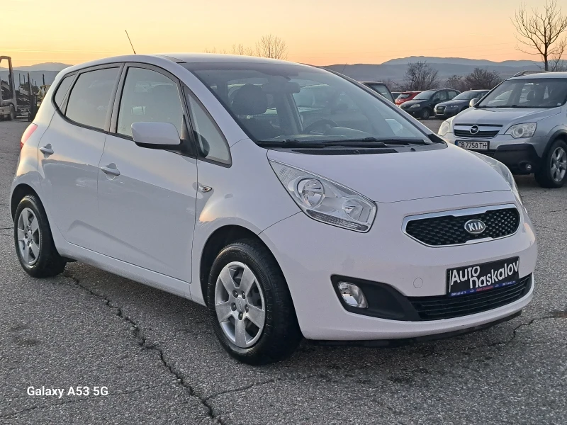 Kia Venga 1, 4 I Панорама, снимка 3 - Автомобили и джипове - 48132610