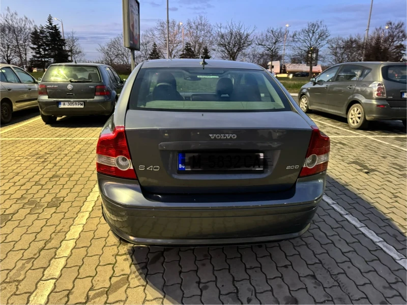 Volvo S40, снимка 1 - Автомобили и джипове - 48312407