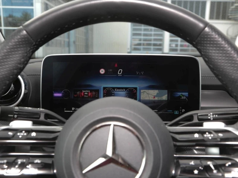 Mercedes-Benz C 220 AMG/200HP/NIGHT/CAM/MEMORY/NAVI/KLESS/TSR/422v, снимка 8 - Автомобили и джипове - 50286815