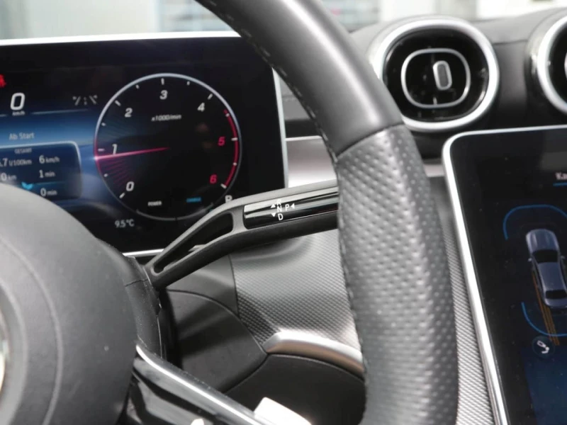 Mercedes-Benz C 220 AMG/200HP/NIGHT/CAM/MEMORY/NAVI/KLESS/TSR/422v, снимка 10 - Автомобили и джипове - 50286815