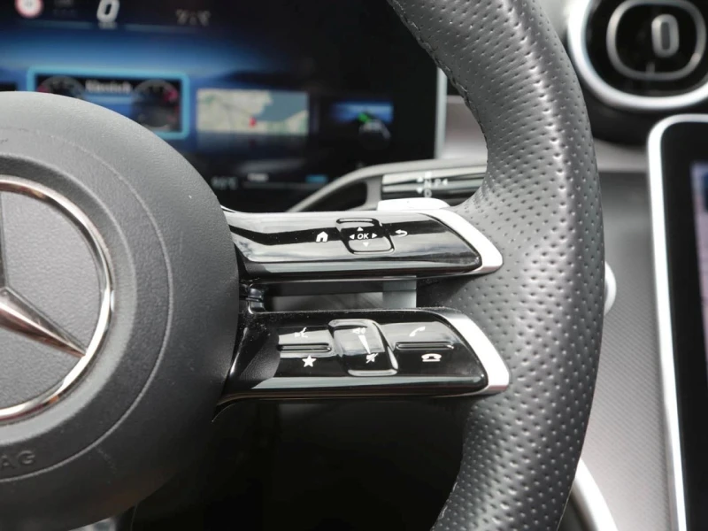 Mercedes-Benz C 220 AMG/200HP/NIGHT/CAM/MEMORY/NAVI/KLESS/TSR/422v, снимка 9 - Автомобили и джипове - 50286815