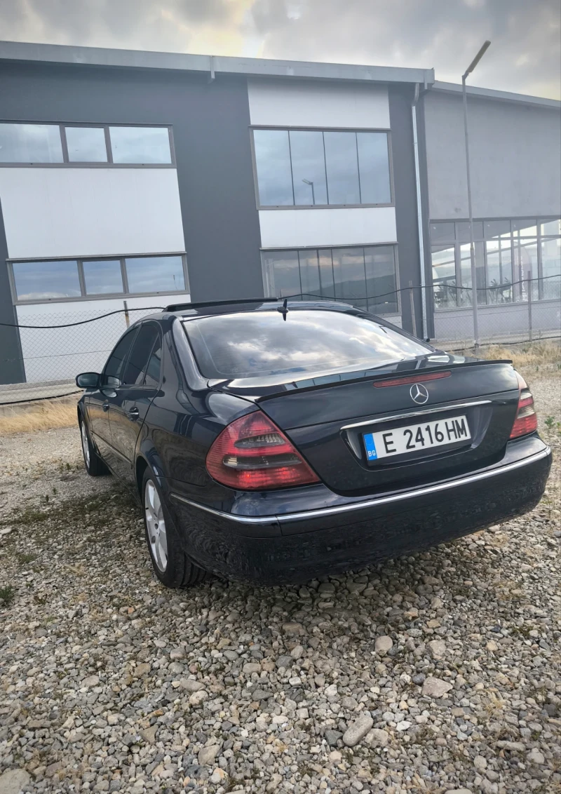 Mercedes-Benz E 270, снимка 6 - Автомобили и джипове - 52723752