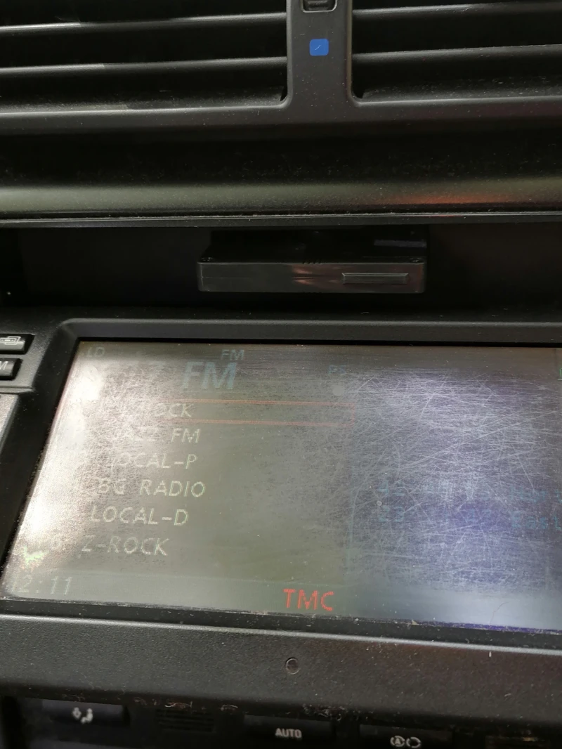 BMW 320, снимка 8 - Автомобили и джипове - 51179292