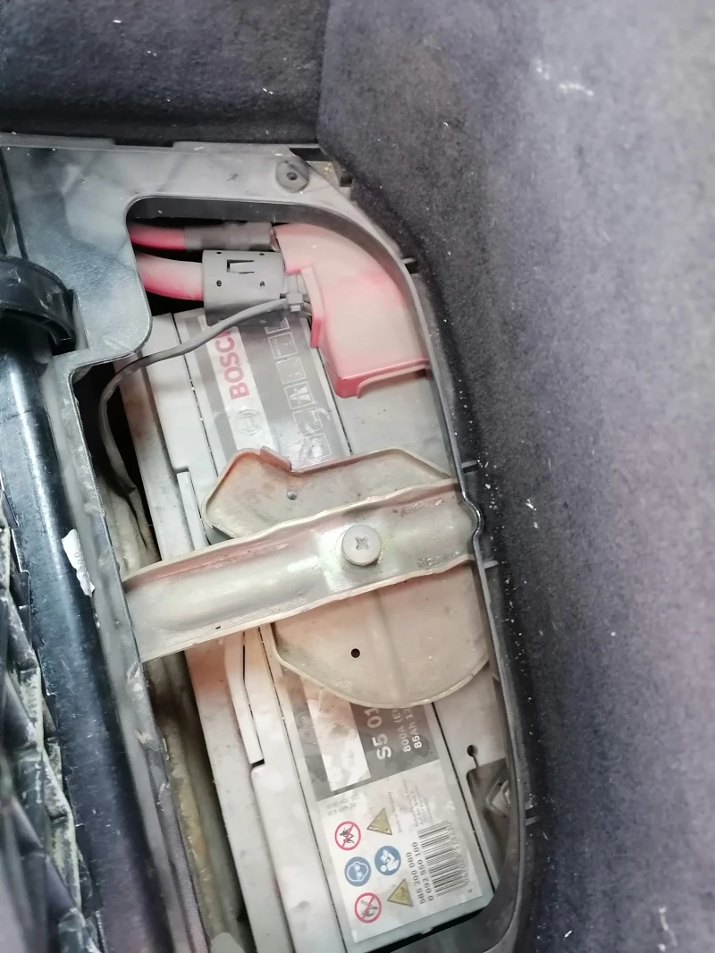 BMW 320, снимка 17 - Автомобили и джипове - 51179292