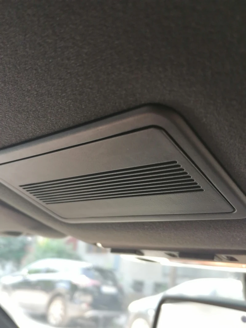 BMW 320, снимка 7 - Автомобили и джипове - 51179292