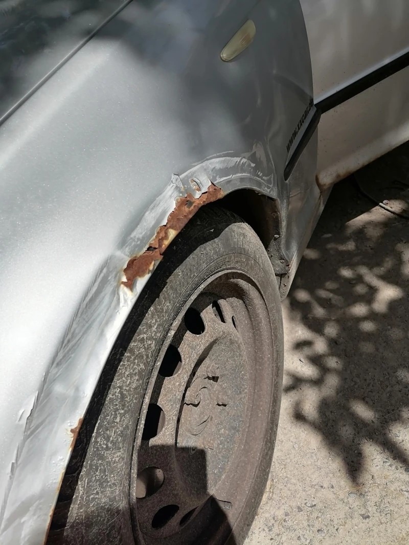 BMW 320, снимка 13 - Автомобили и джипове - 51179292