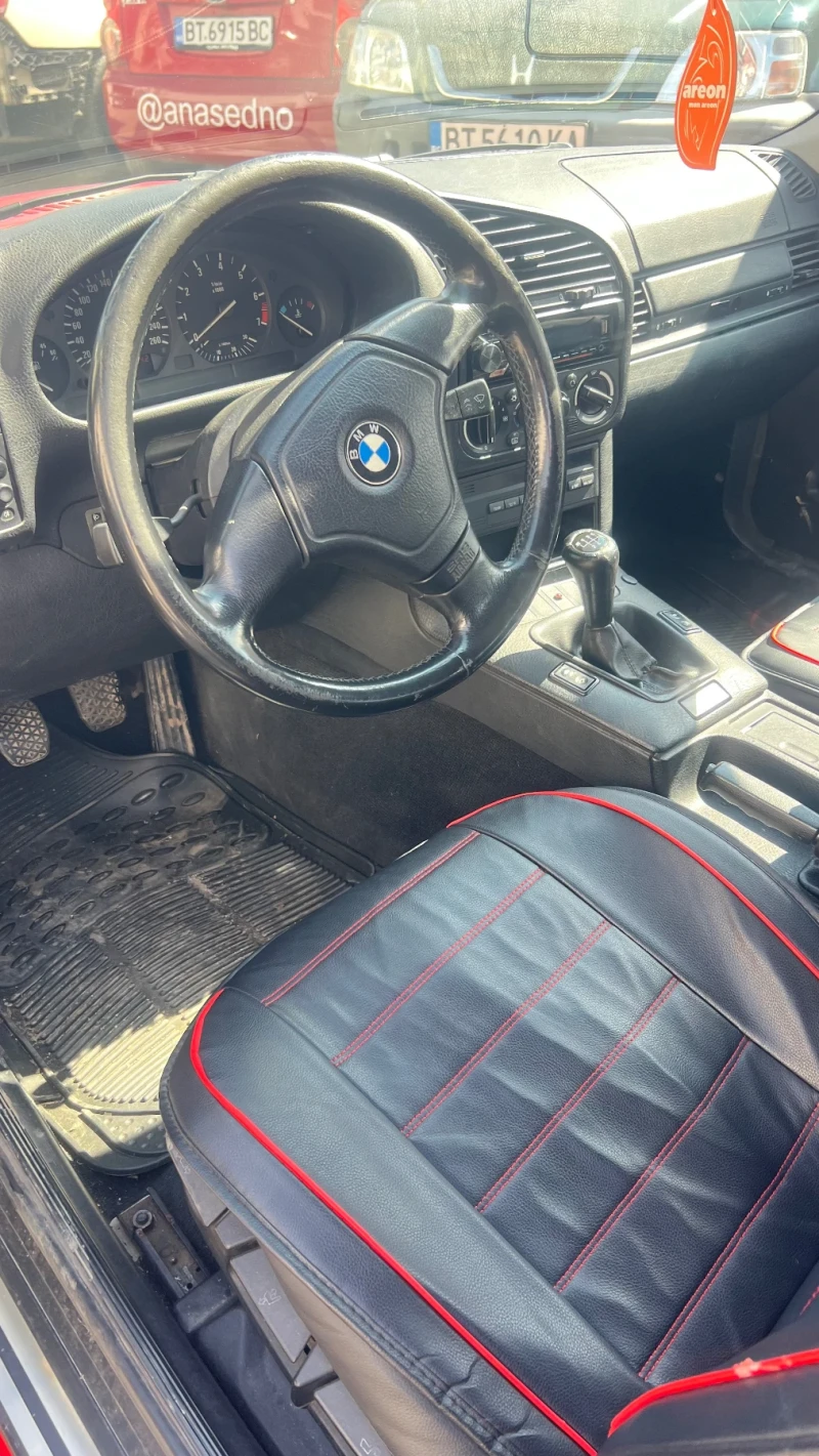 BMW 318 1.8 IS, снимка 7 - Автомобили и джипове - 51867501