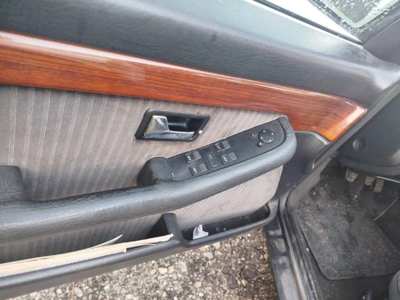 Audi 100 2.3 I, снимка 11 - Автомобили и джипове - 52775906