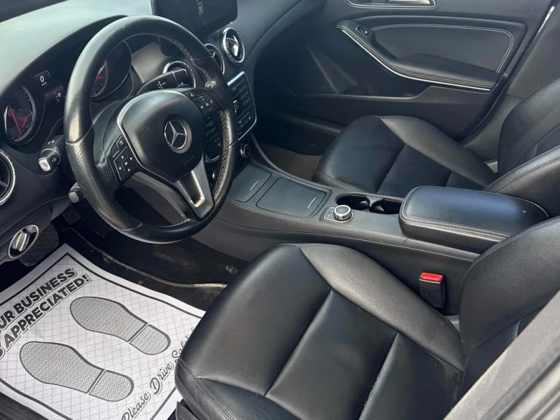 Mercedes-Benz CLA 250 * CARFAX * БЕЗ ПЪРВОНАЧАЛНА ВНОСКА, снимка 5 - Автомобили и джипове - 52903631