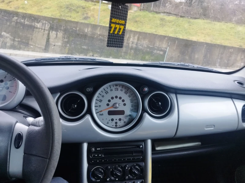 Mini Cooper 1.6 LPG, снимка 10 - Автомобили и джипове - 53064532