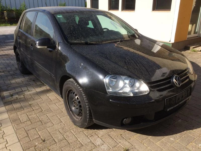 VW Golf 1.9 BLS , снимка 1 - Автомобили и джипове - 47290682