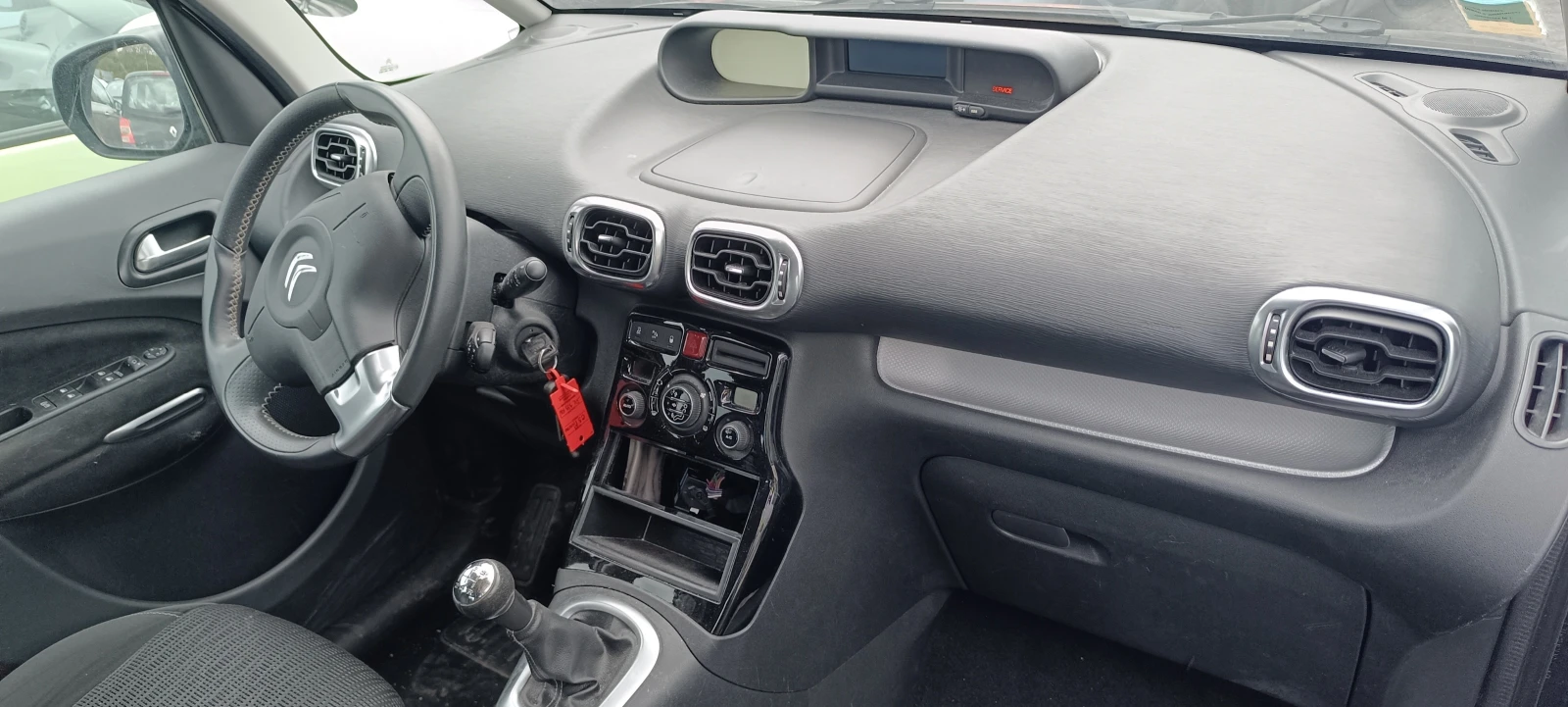 Citroen C3 Picasso 1.6 HDI - изображение 2