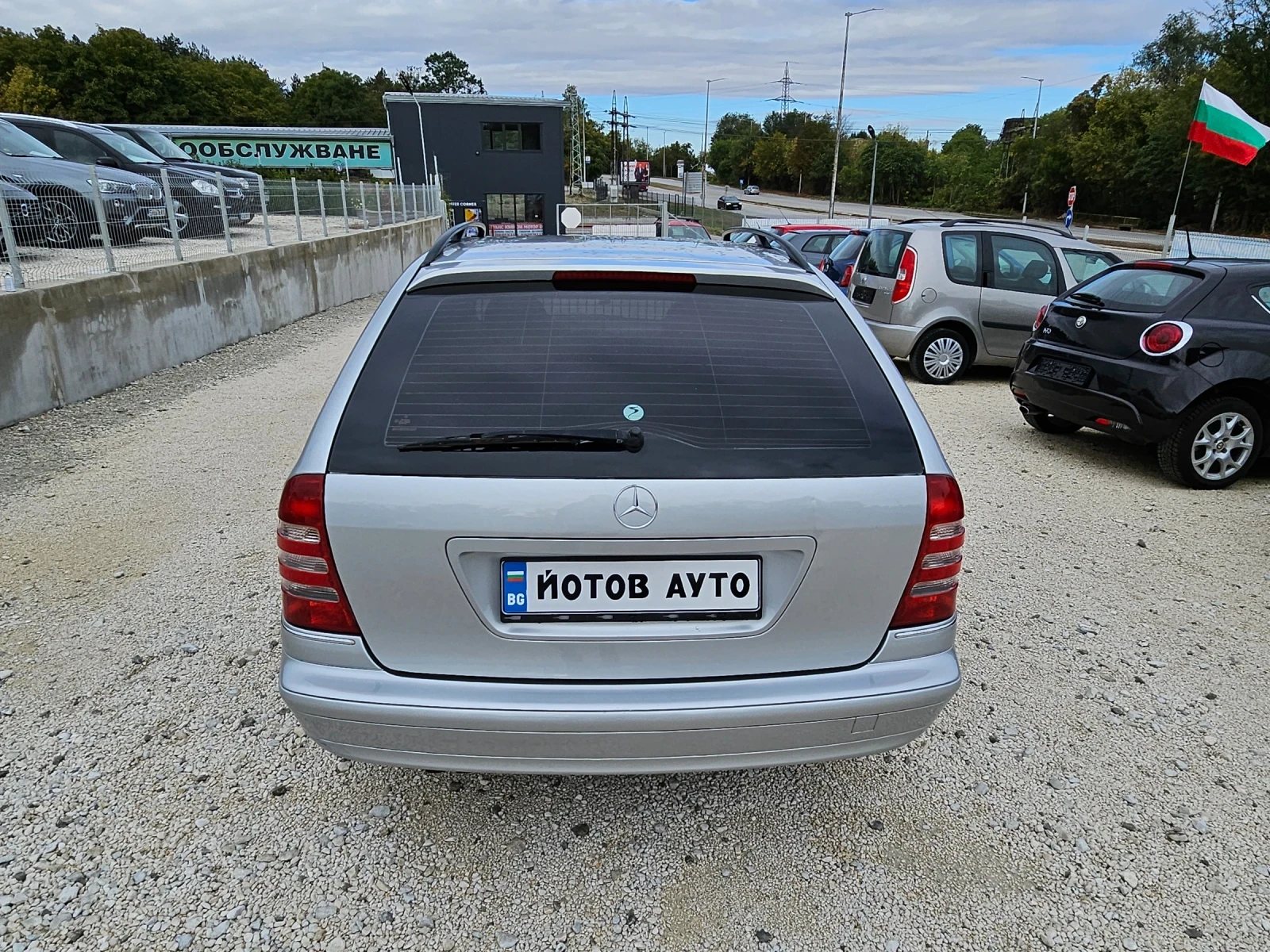 Mercedes-Benz C 200 Газов инжекцион внос от Италия  - изображение 2