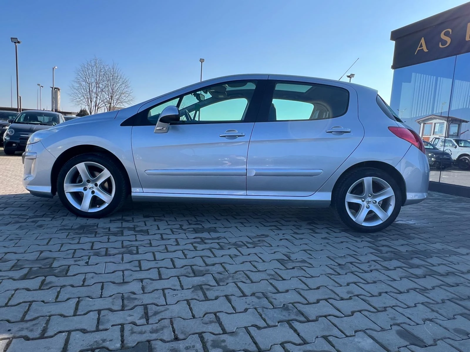 Peugeot 308 GTI 1.6I EURO 4 - изображение 2