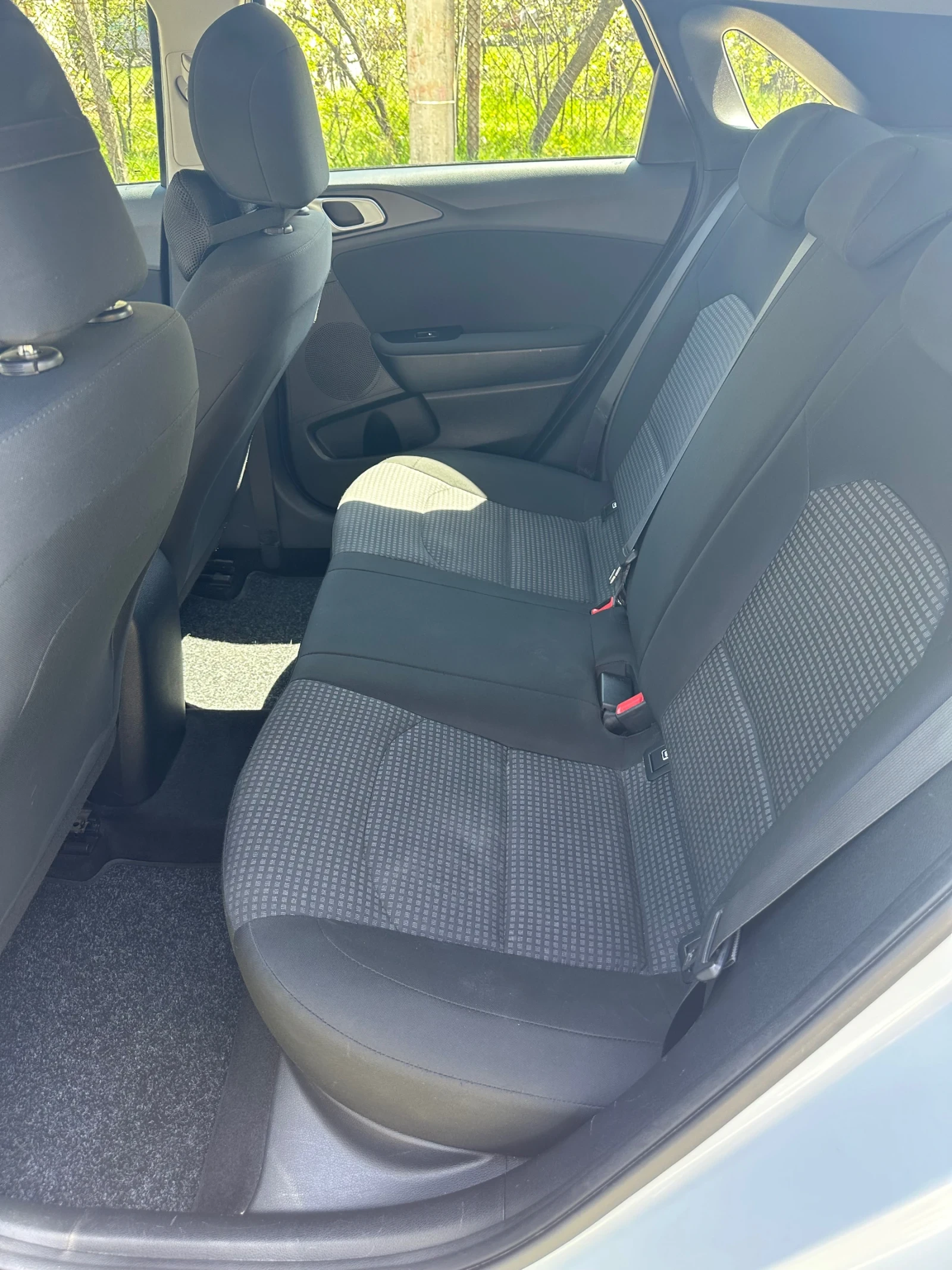 Kia Ceed 1.6 CRDI - изображение 9