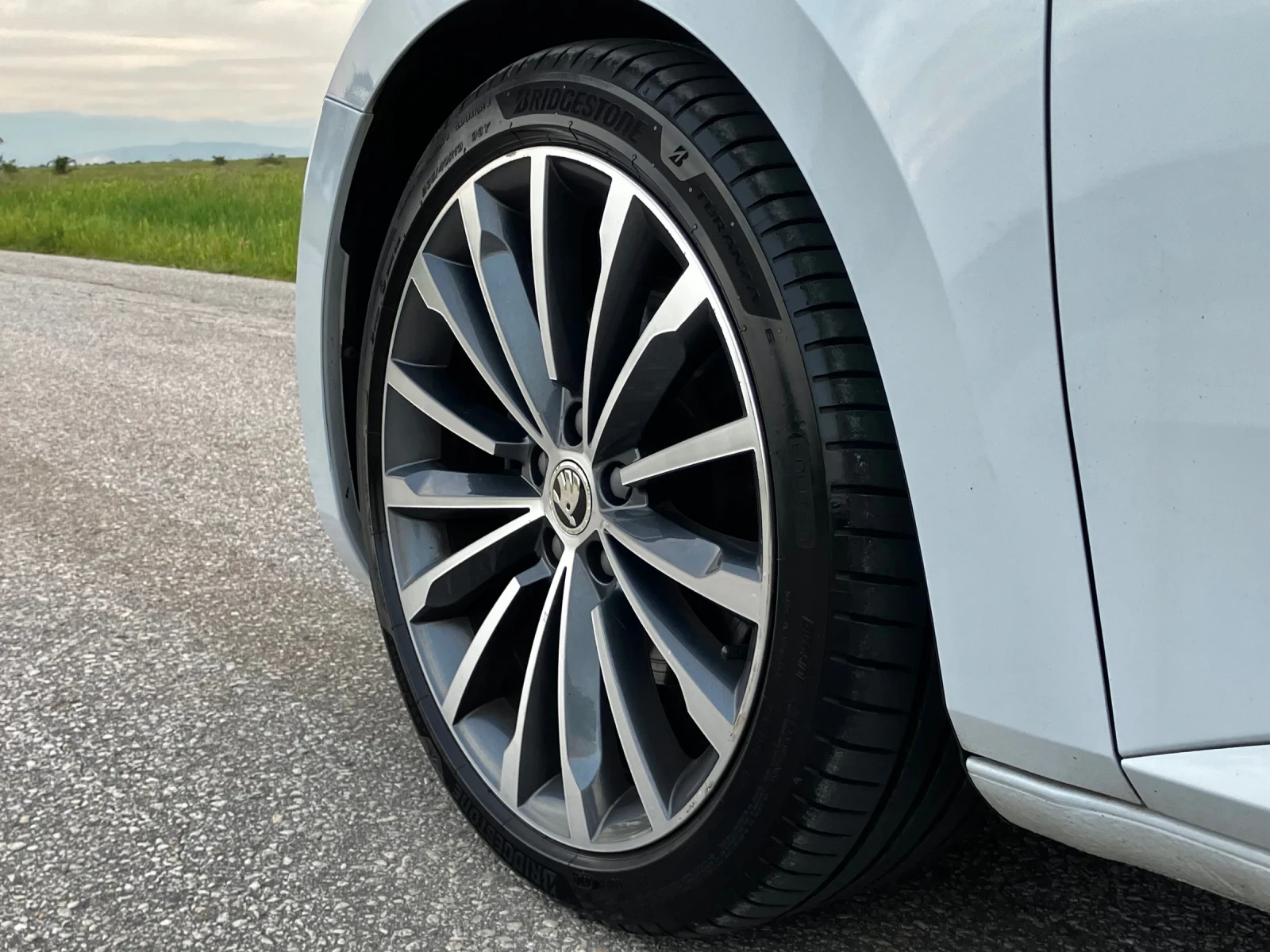 Skoda Superb 2.0 TDI | Mobile.bg — изображение 15