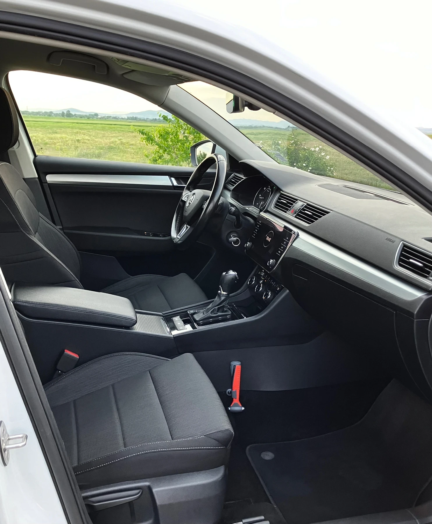 Skoda Superb 2.0 TDI - изображение 6