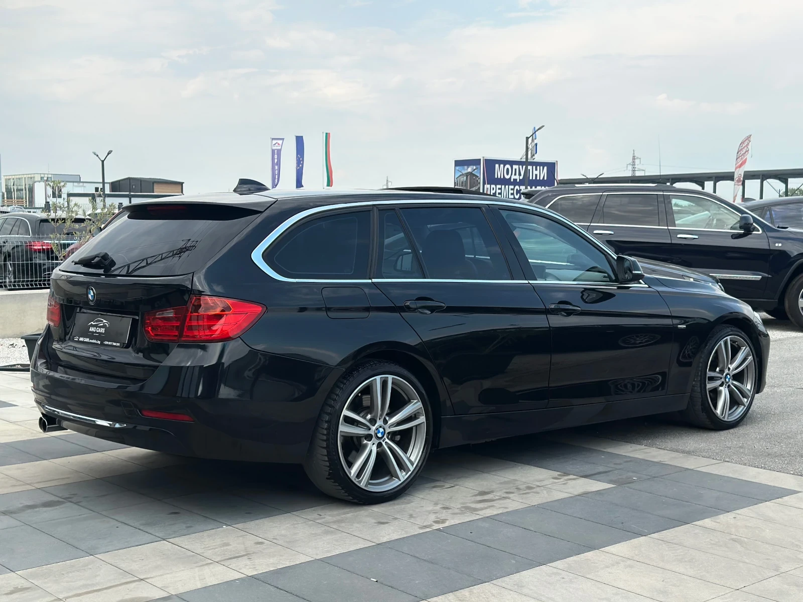 BMW 330 * Luxury* ПАНОРАМА* СЕРВИЗНА ИСТОРИЯ*  - изображение 5