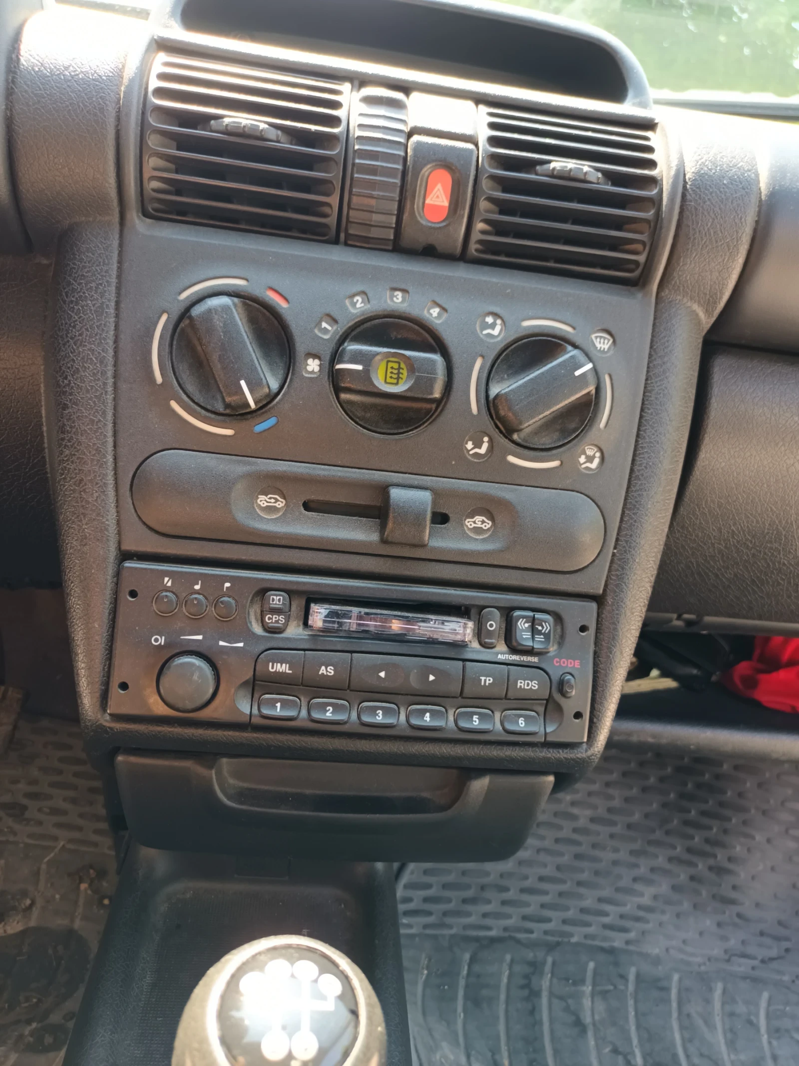 Opel Corsa  - изображение 6