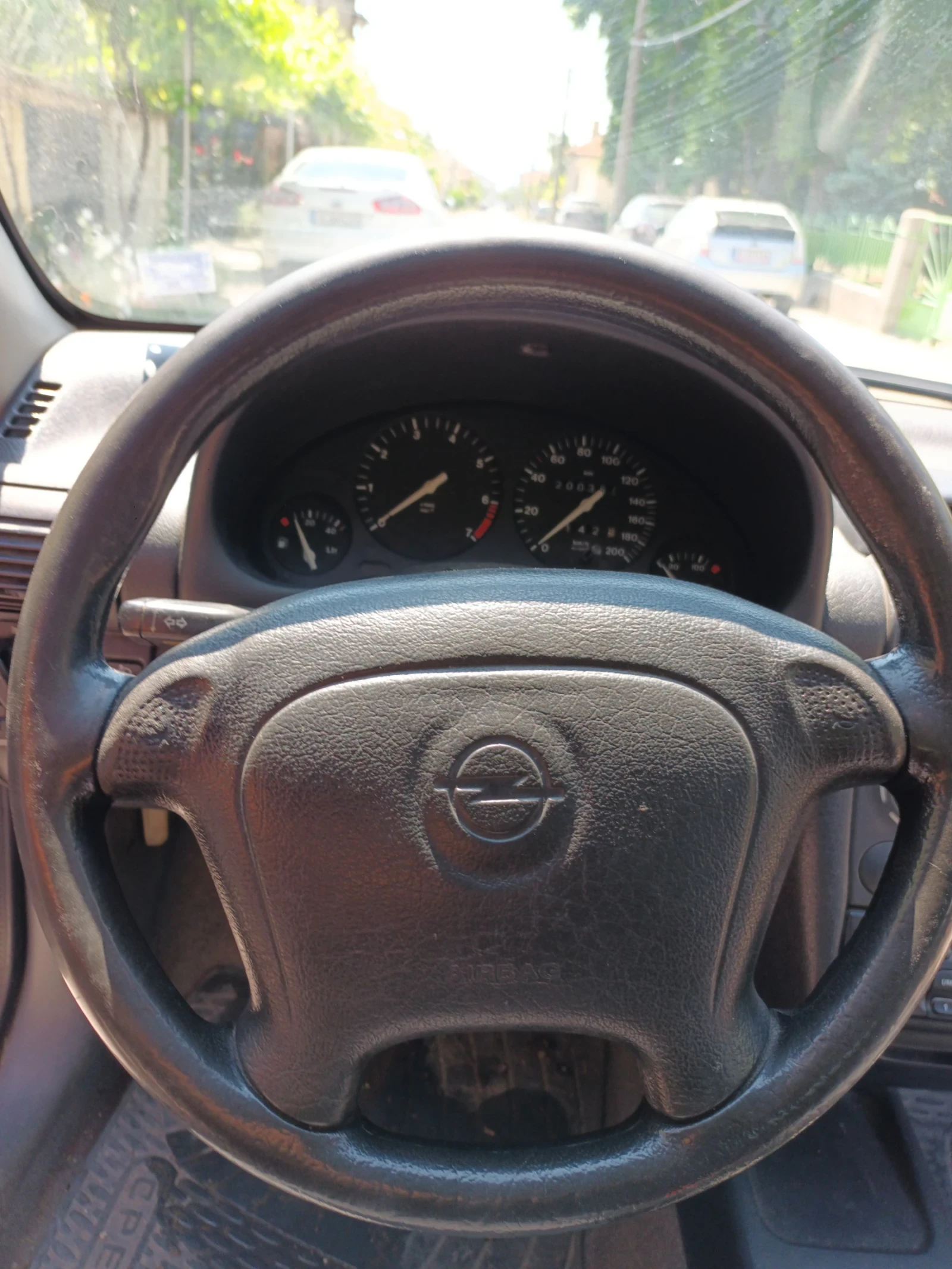 Opel Corsa  - изображение 5