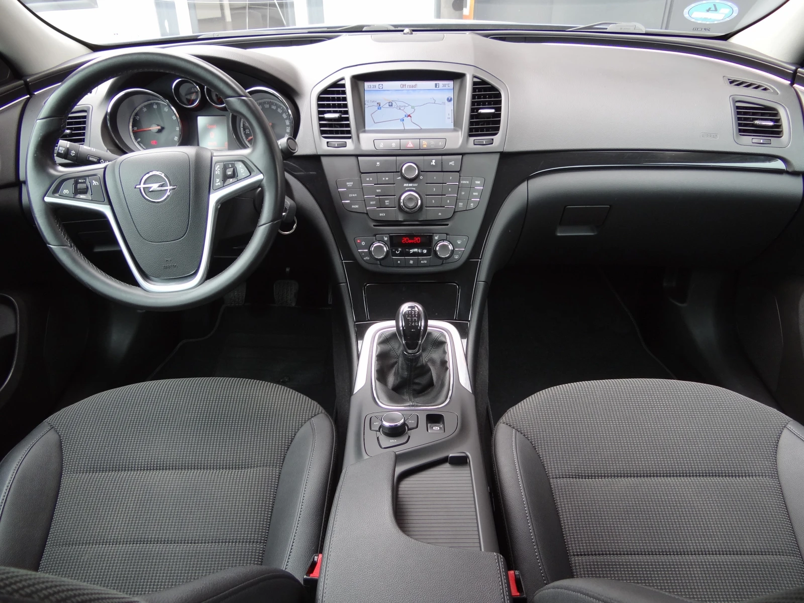 Opel Insignia 1.8i - 140k.c./Cosmo/NAVI/KOJA/Bi-XENON/LED/Euro-5 - изображение 9
