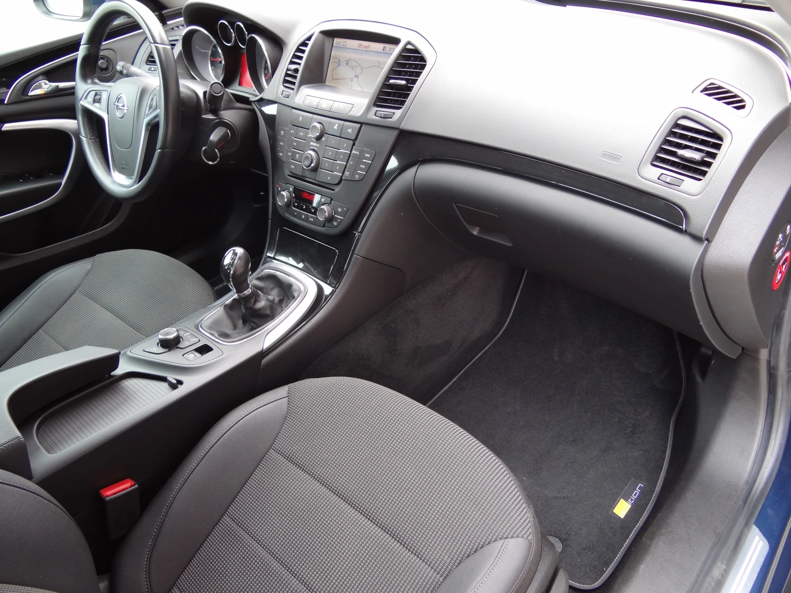 Opel Insignia 1.8i - 140k.c./Cosmo/NAVI/KOJA/Bi-XENON/LED/Euro-5 - изображение 10