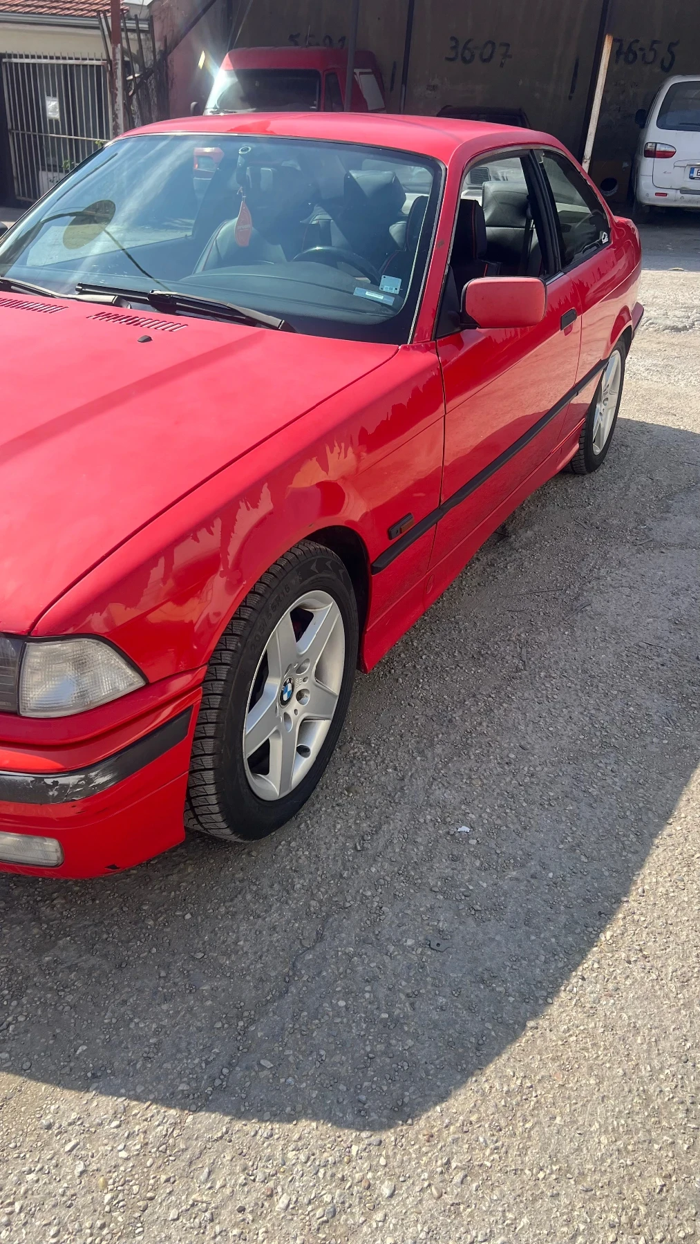 BMW 318 1.8 IS - изображение 2