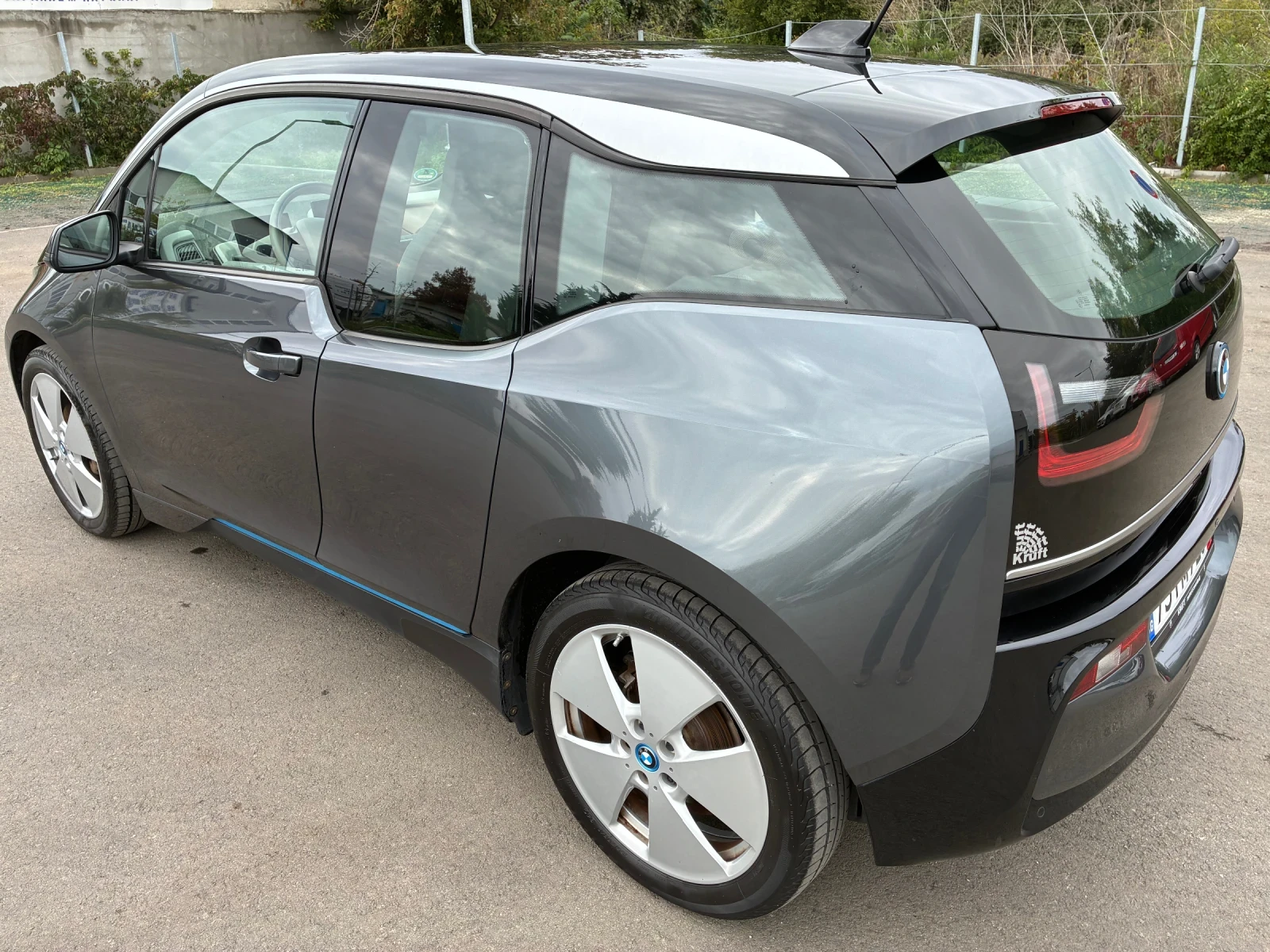 BMW i3 120 | Mobile.bg   11