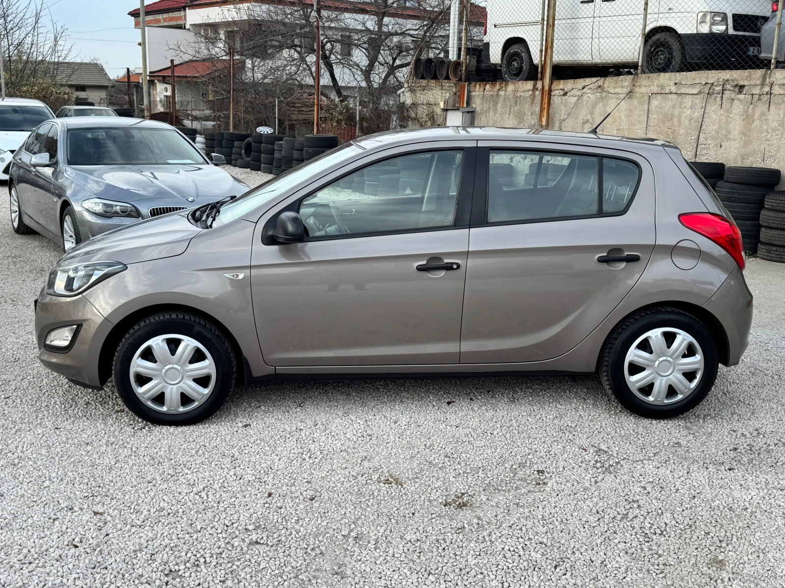 Hyundai I20 1.25i-120000км - изображение 6