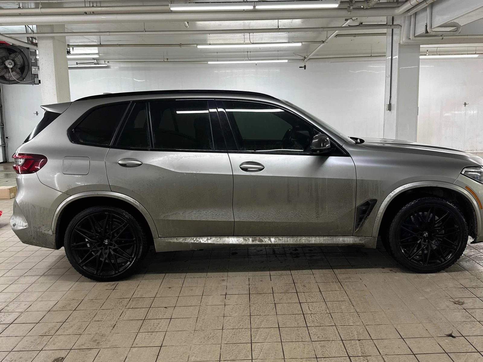 BMW X5M Competition* * CARFAX * * ���� ������ * *  | Mobile.bg � ����������� 4