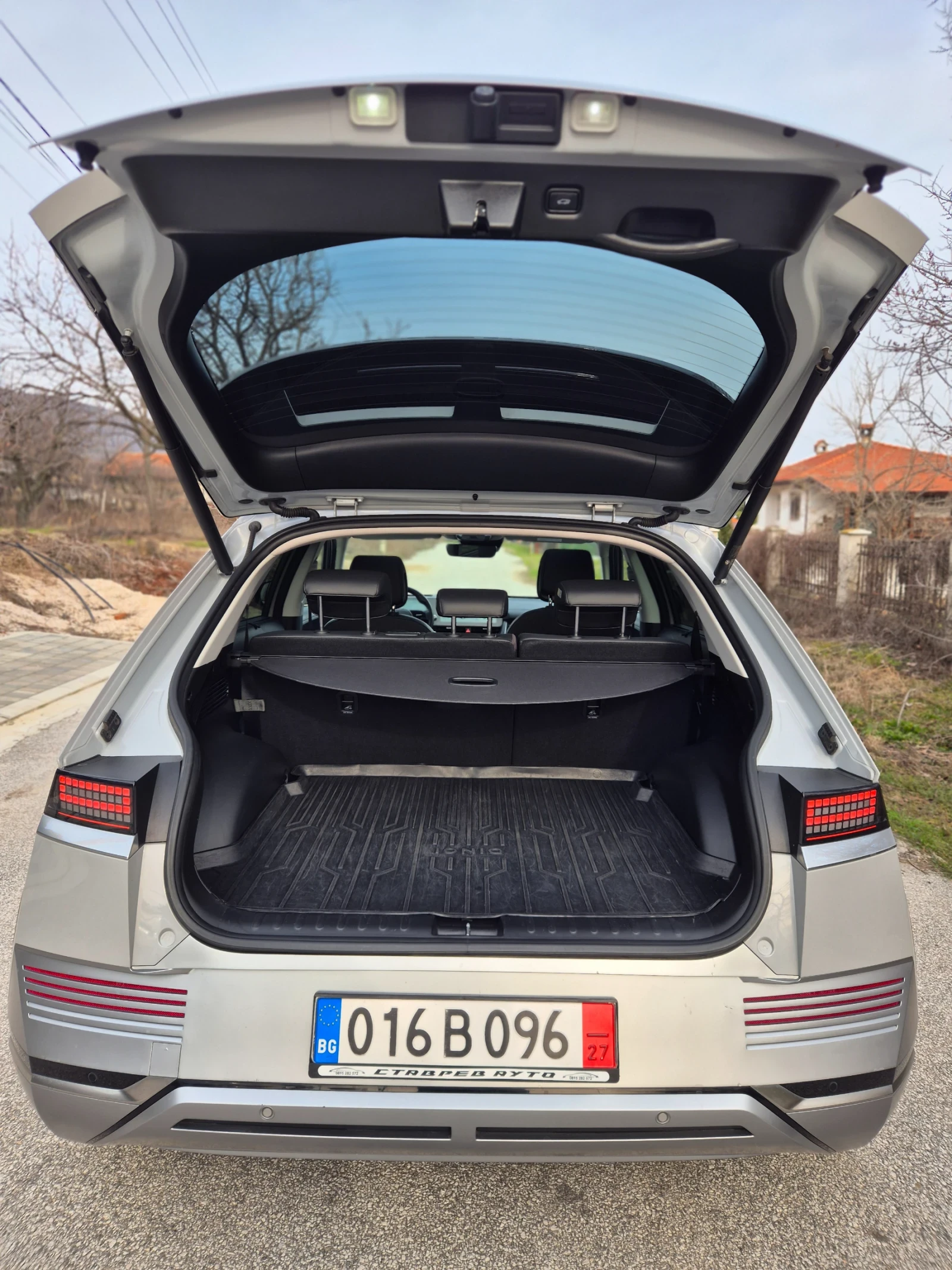 Hyundai Ioniq 5 Гаранция/SOH-100%/77.4Kwh/Full екстри /11.22г. - изображение 7