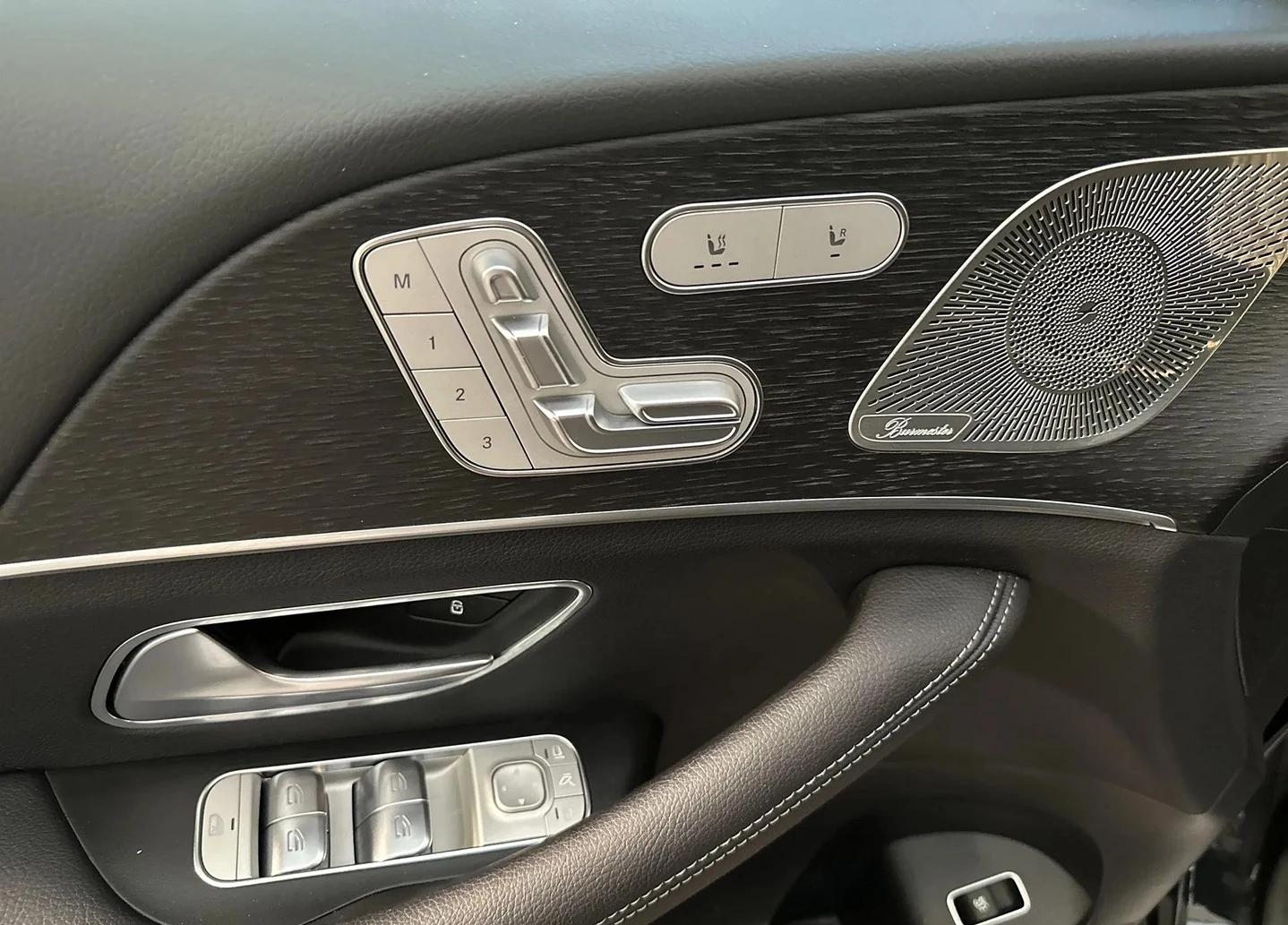 Mercedes-Benz GLE 450 4MATIC AMG-Line, снимка 8 - Автомобили и джипове - 53720082