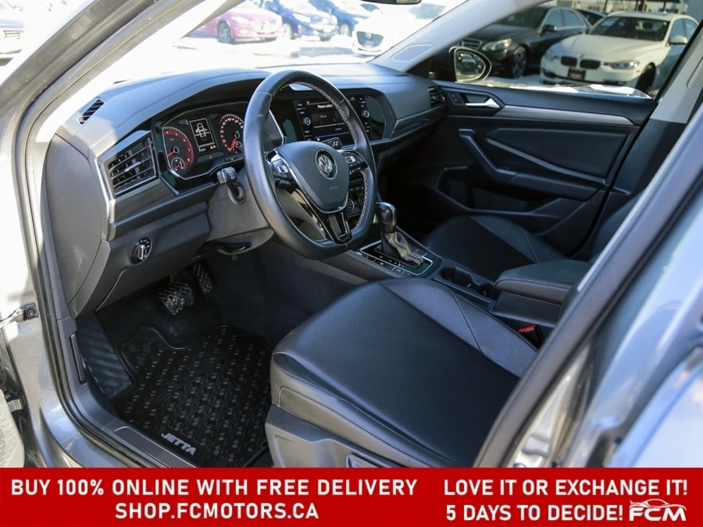 VW Jetta * * CARFAX * * АВТО КРЕДИТ * * , снимка 3 - Автомобили и джипове - 53990912