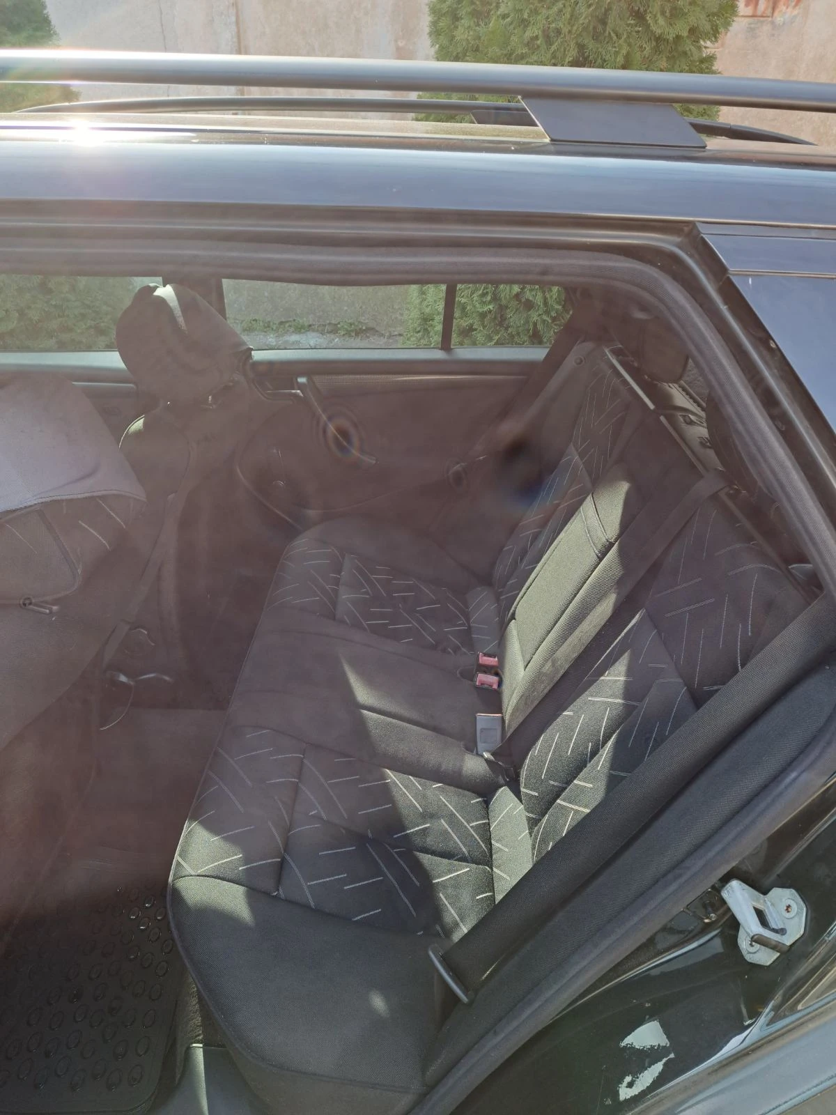 Mercedes-Benz C 220 CDI Sport, снимка 15 - Автомобили и джипове - 54178812