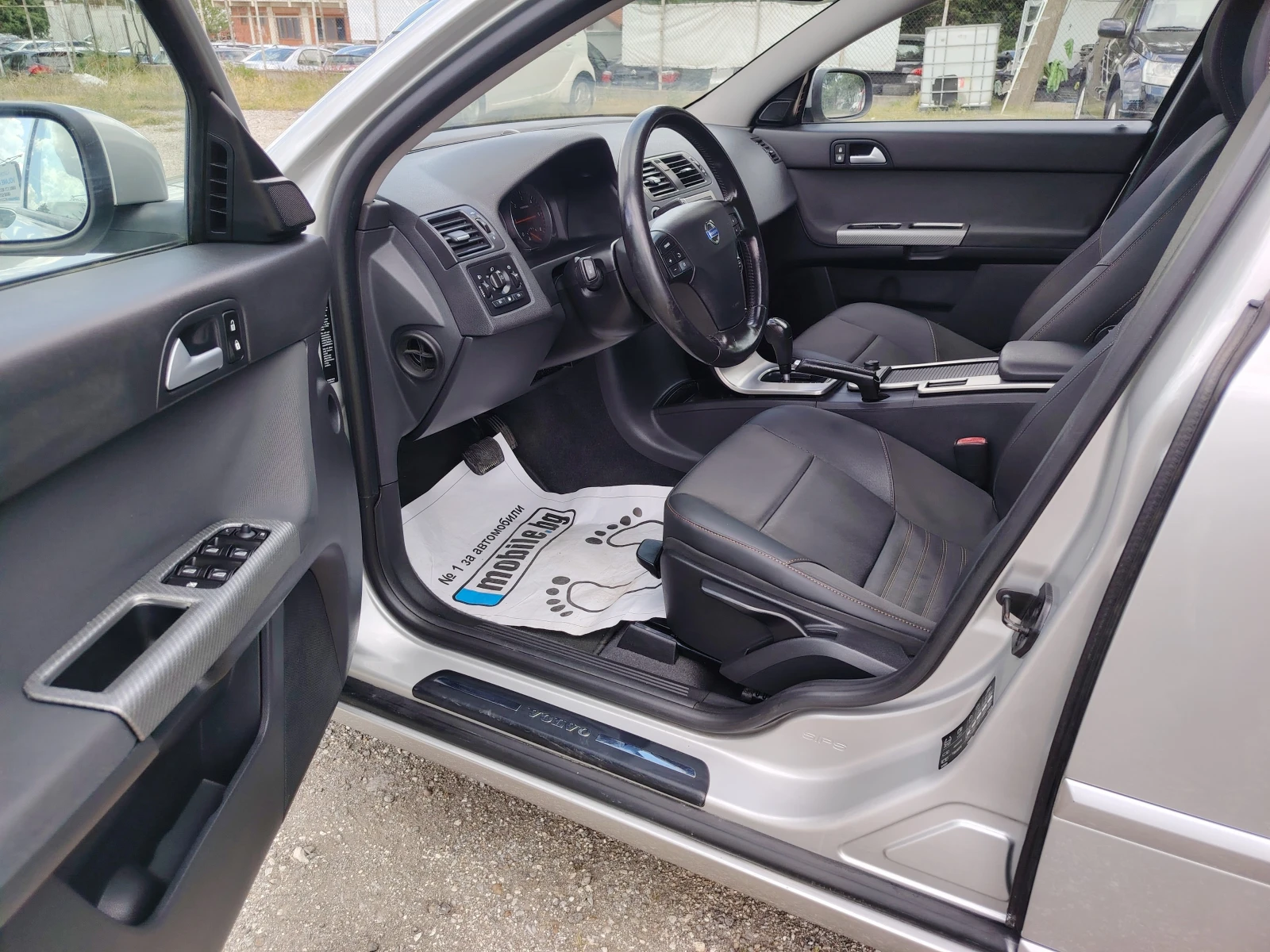 Volvo V50 2.0d 136кс. /АВТОМАТ/, снимка 9 - Автомобили и джипове - 54574329