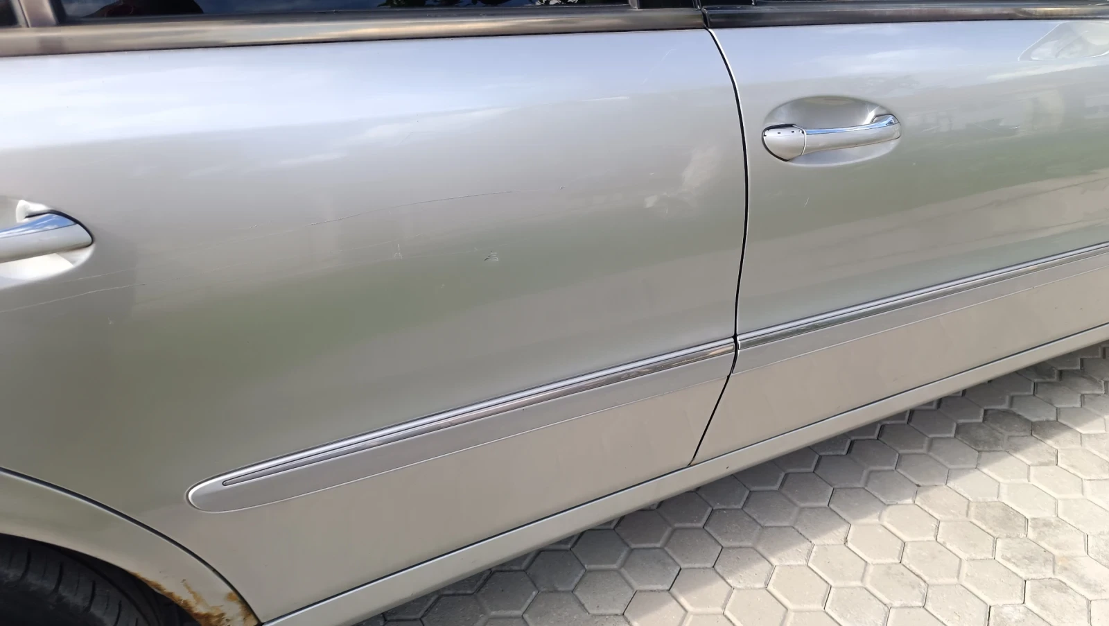 Mercedes-Benz E 270, снимка 12 - Автомобили и джипове - 54722625