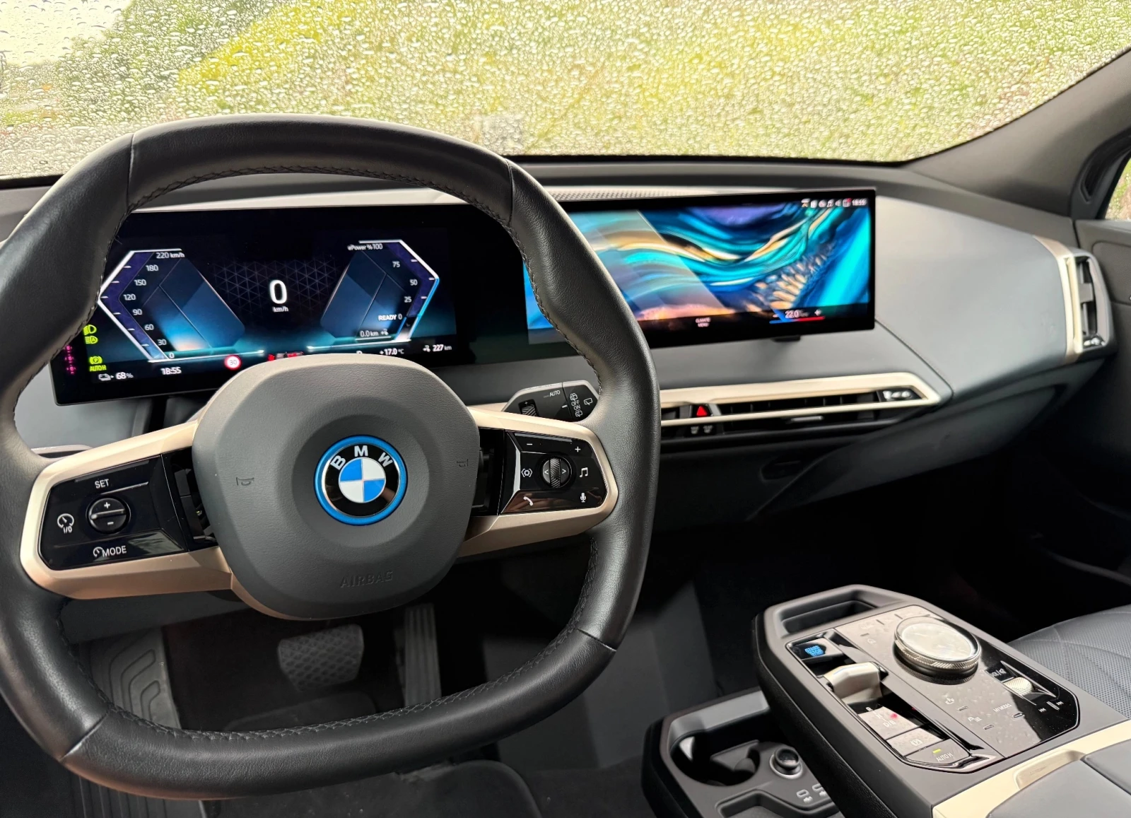 BMW iX 40, снимка 5 - Автомобили и джипове - 54778653