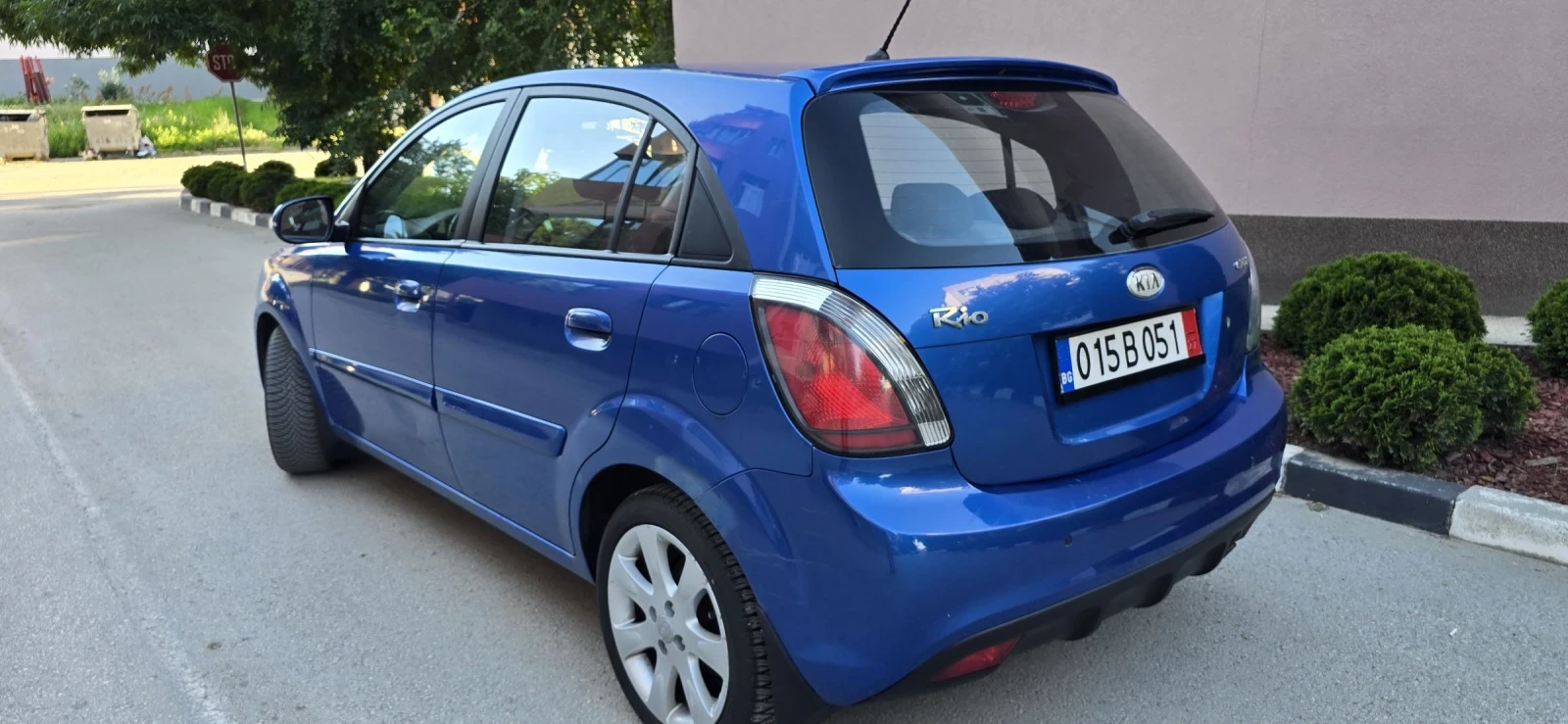 Kia Rio 1.6d, Sport, снимка 4 - Автомобили и джипове - 55081706