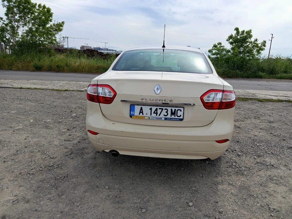 Renault Fluence, снимка 6 - Автомобили и джипове - 55220371
