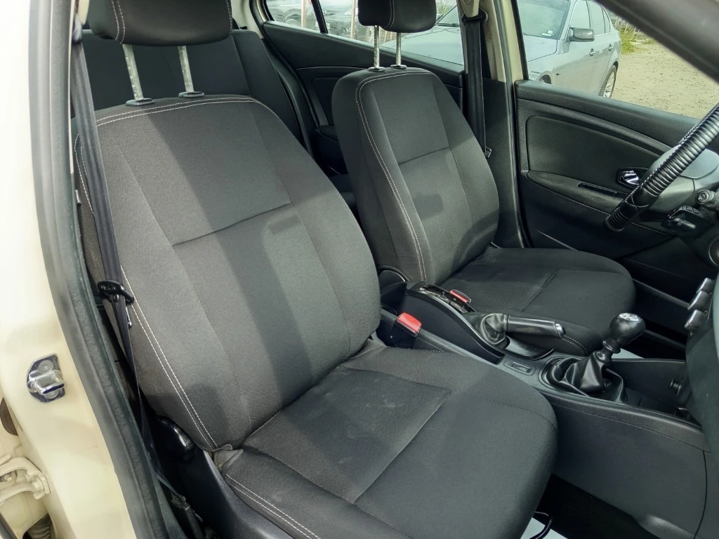 Renault Fluence, снимка 7 - Автомобили и джипове - 55220371