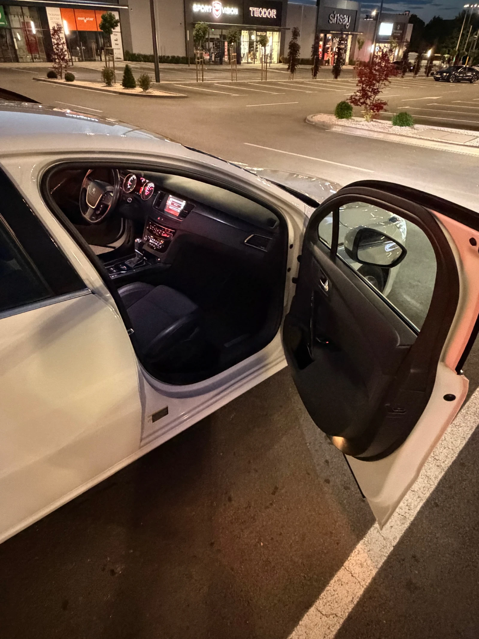 Peugeot 508 1.6 HDI , снимка 9 - Автомобили и джипове - 55265788