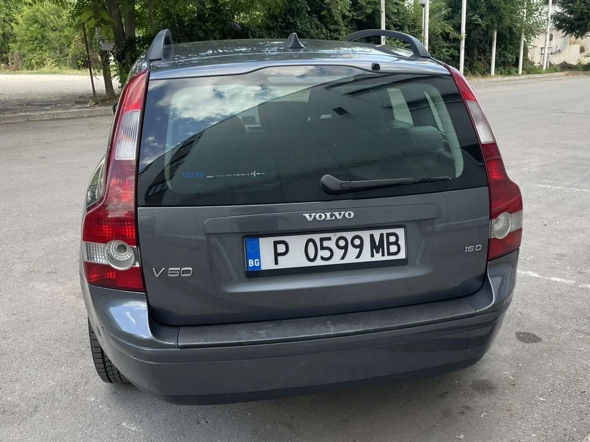 Volvo V50 1.6HDi ВСИЧКО ПЛАТЕНО, снимка 6 - Автомобили и джипове - 55316413