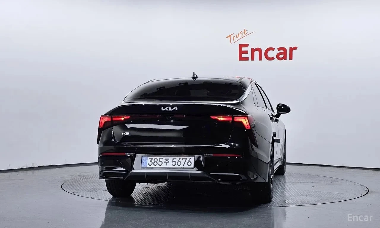 Kia K5 * 2.0 * БЕЗ ПЪРВОНАЧАЛНА ВНОСКА, снимка 4 - Автомобили и джипове - 55834130