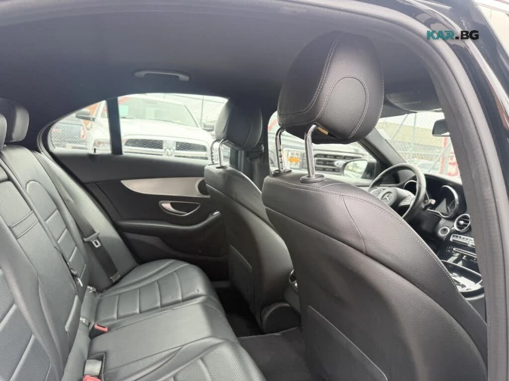 Mercedes-Benz C 300 4Matic * АвтоКредит * (ЦЕНА ДО БГ), снимка 13 - Автомобили и джипове - 55857838