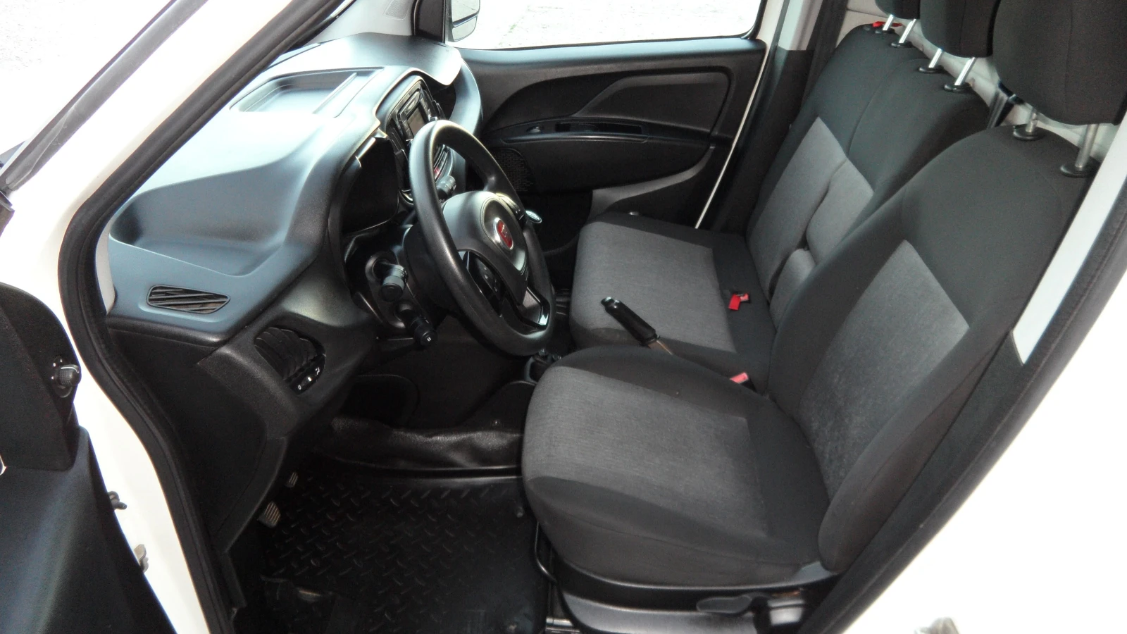 Fiat Doblo 3места/клима/NAVI, снимка 15 - Автомобили и джипове - 55963087