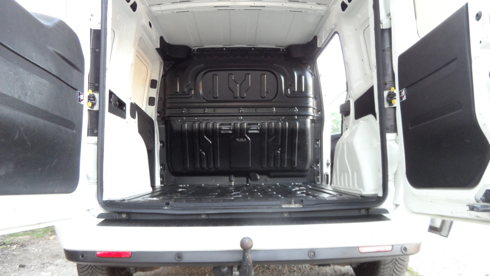 Fiat Doblo 3места/клима/NAVI, снимка 11 - Автомобили и джипове - 55963087