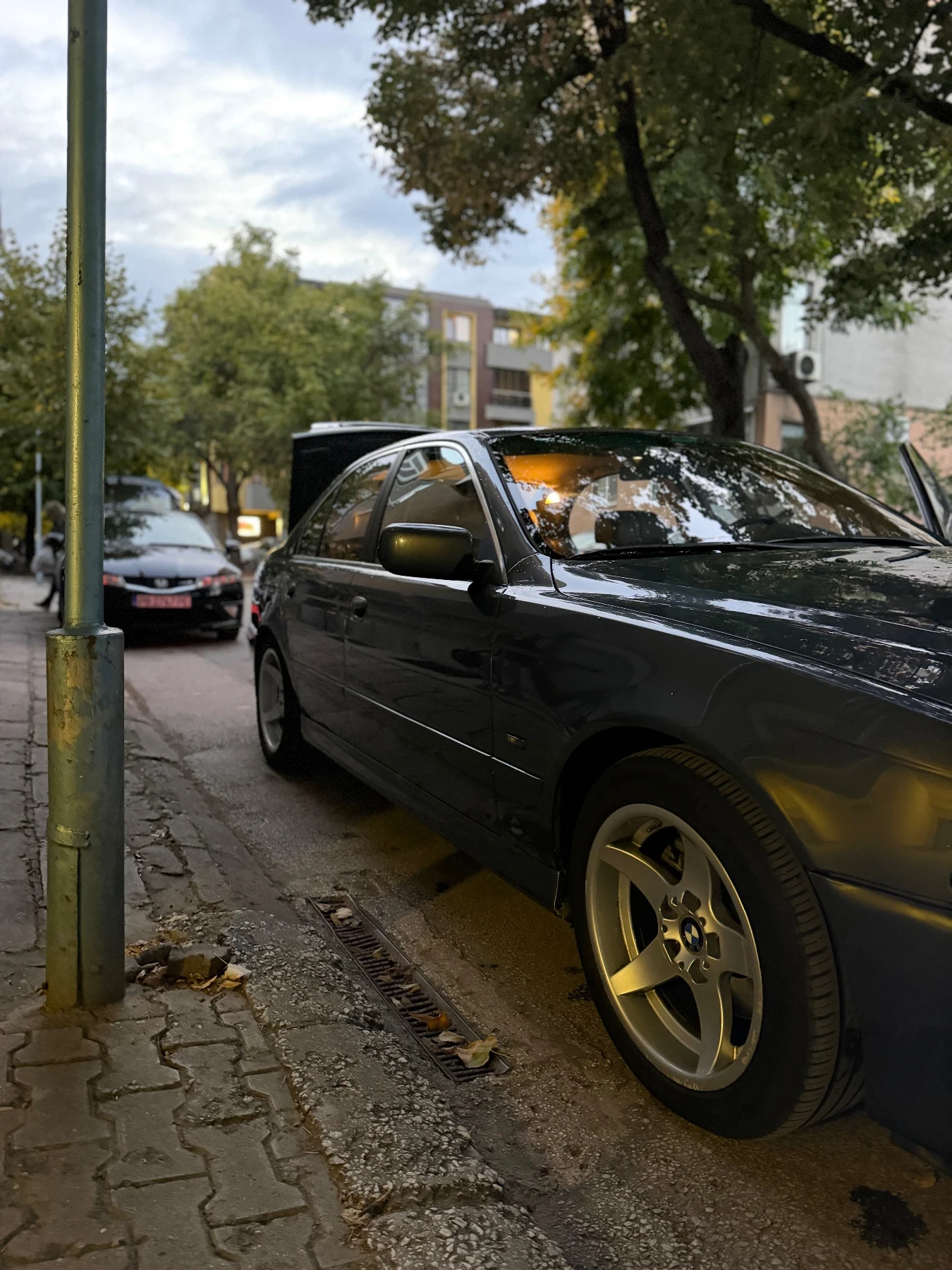 BMW 530 330i, снимка 5 - Автомобили и джипове - 56574058