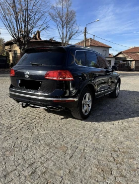 VW Touareg 3.0TDI Rline 4x4 panorama full extra!! КАТО НОВА! - изображение 5