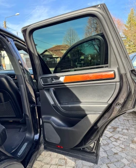 VW Touareg 3.0TDI Rline 4x4 panorama full extra!! КАТО НОВА!, снимка 12